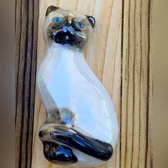 Avon Siamese Cat Brooch Pin - Picture 1 of 5